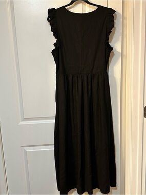 Black Ruffle Sleeve Midi Dress